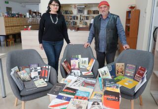 Ценно дарение с унгарска литература получи Библиотеката