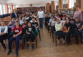 Авторът на детски книги Мария Донева с вълнуващи срещи в Библиотеката